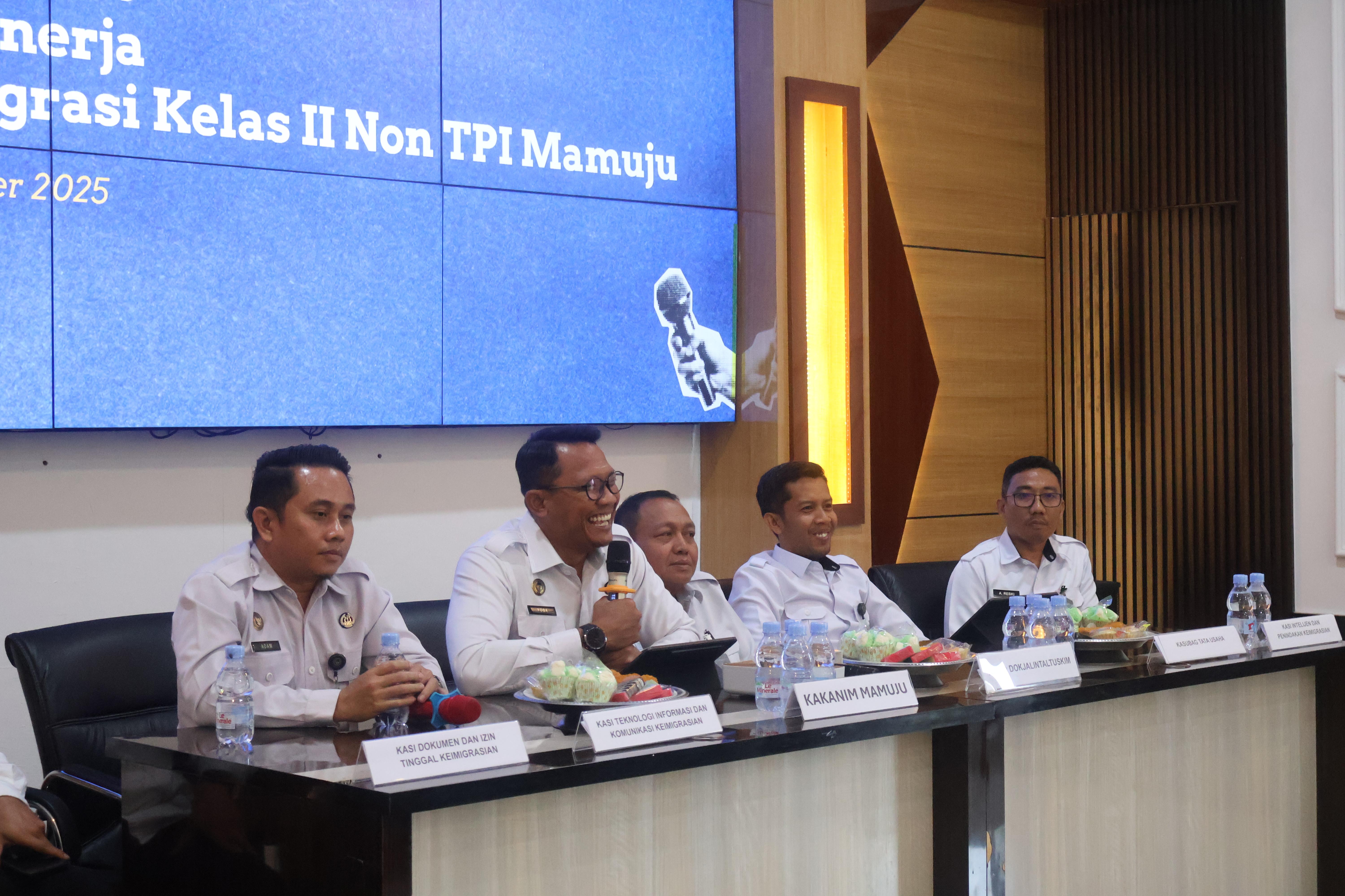 Imigrasi Mamuju Sampaikan Capaian Kinerja Tahun 2025, PNBP Lewati Target